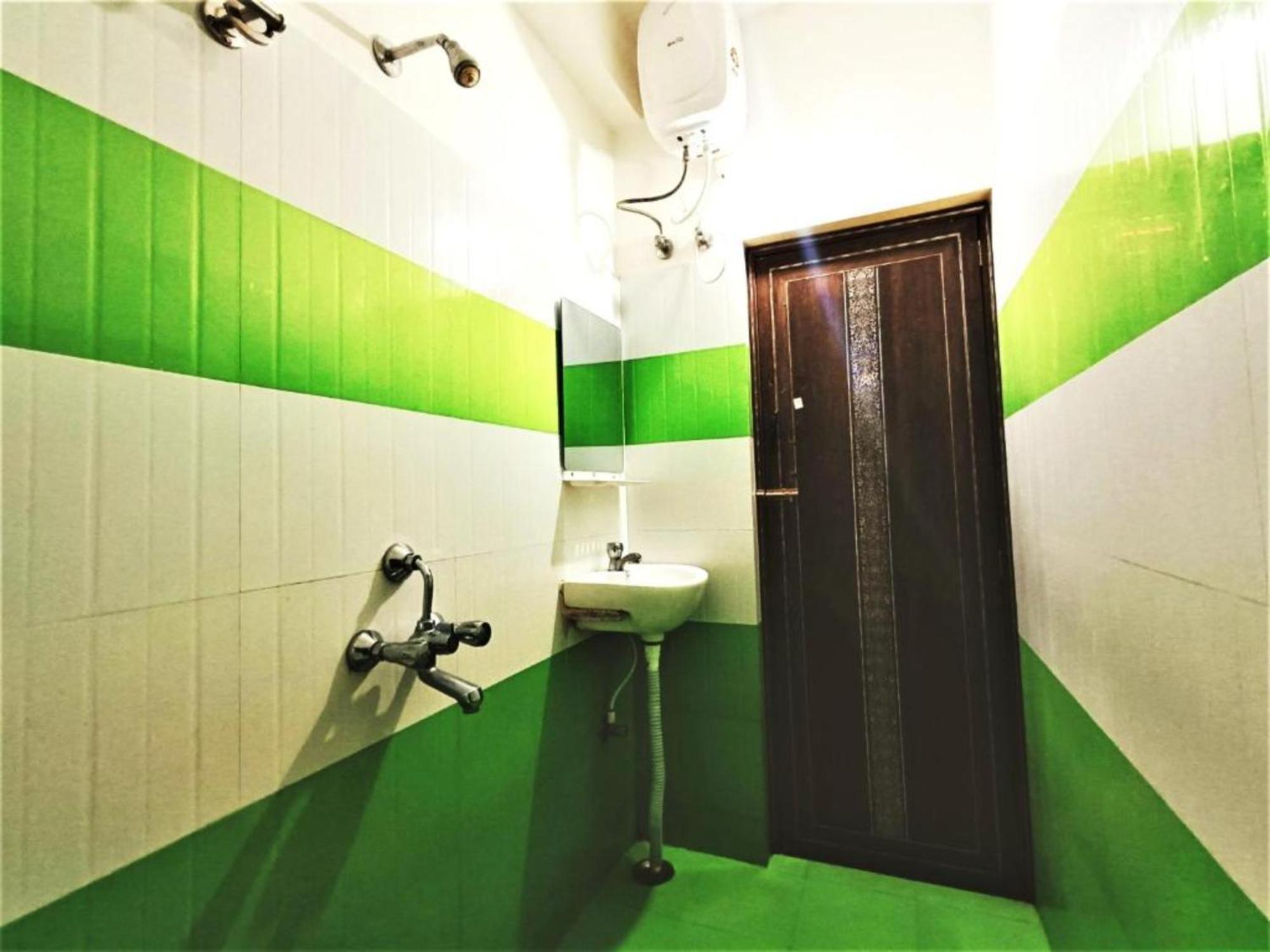 Hotel Krishna Residency Puri Near Sea Beach Best Choice Of Travellers By Morservices Εξωτερικό φωτογραφία